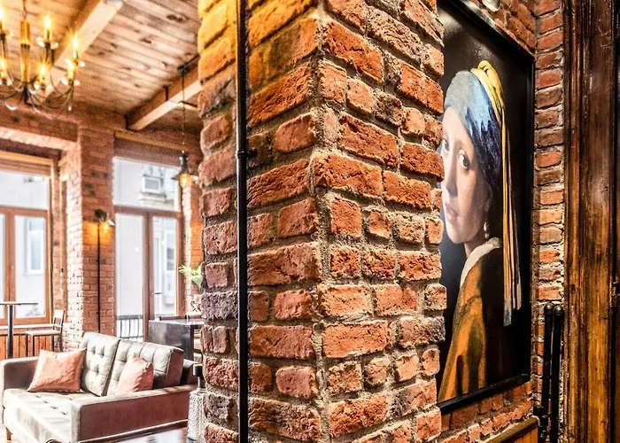 Flat With Galata Tower View Near Sishane Metro * Istambul